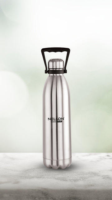 Nelcon Cola thermo plus hot and cold bottles with handle, 1500ml